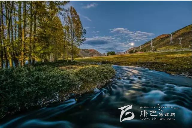 新都橋，正在打開最美時光,我在這里等你......
