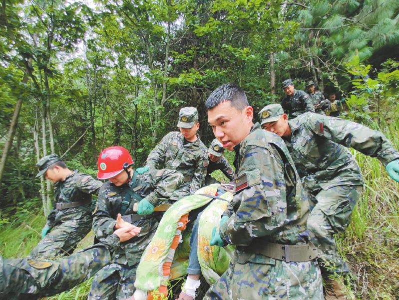 9月6日，武警.jpg